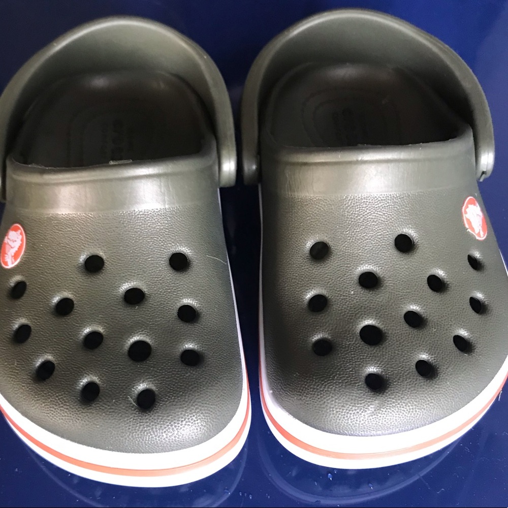 🆕 Crocs Olive Green NWOT